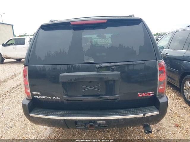 2011 Gmc Yukon Xl 1500 Denali მანქანა იყიდება აუქციონზე, vin: 1GKS1MEF8BR281896, აუქციონის ნომერი: 44989248