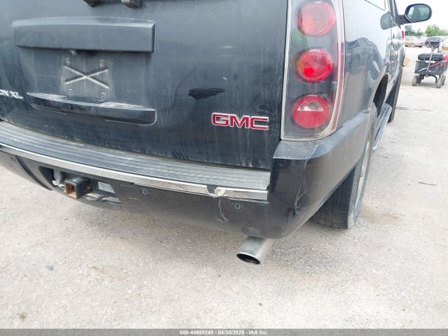 2011 Gmc Yukon Xl 1500 Denali მანქანა იყიდება აუქციონზე, vin: 1GKS1MEF8BR281896, აუქციონის ნომერი: 44989248