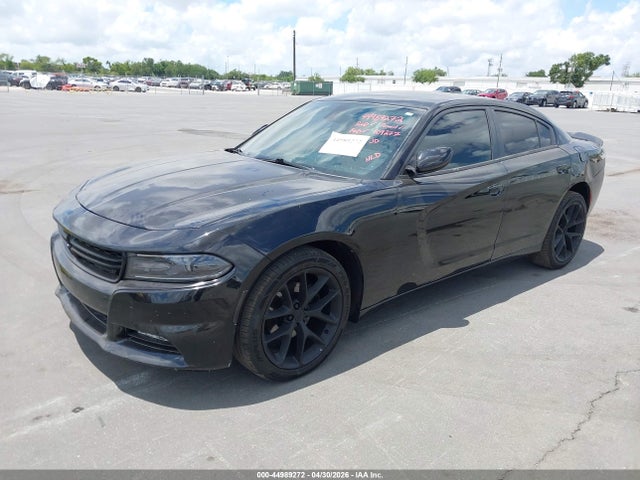 44989272 :رقم المزاد ، 2C3CDXHG7FH726247 vin ، 2015 Dodge Charger Sxt مزاد بيع