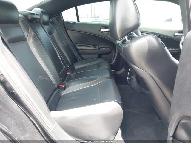 44989272 :رقم المزاد ، 2C3CDXHG7FH726247 vin ، 2015 Dodge Charger Sxt مزاد بيع