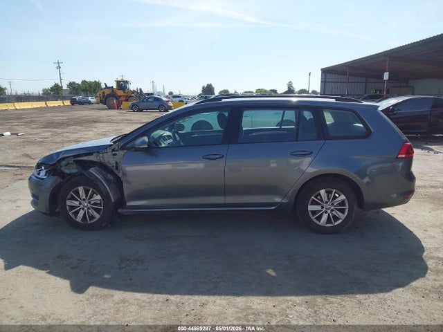 3VWC17AU0HM527997 Volkswagen Golf Sportwagen Tsi S/tsi Se/tsi Sel