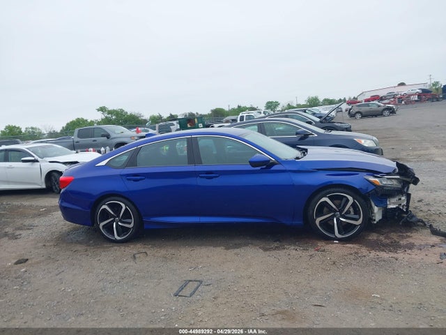 Продажа на аукционе авто 2018 Honda Accord Sport, vin: 1HGCV1F33JA149358, номер лота: 44989292