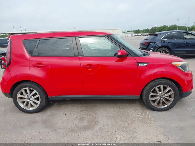 44989318 :رقم المزاد ، KNDJP3A57H7417548 vin ، 2017 Kia Soul + مزاد بيع