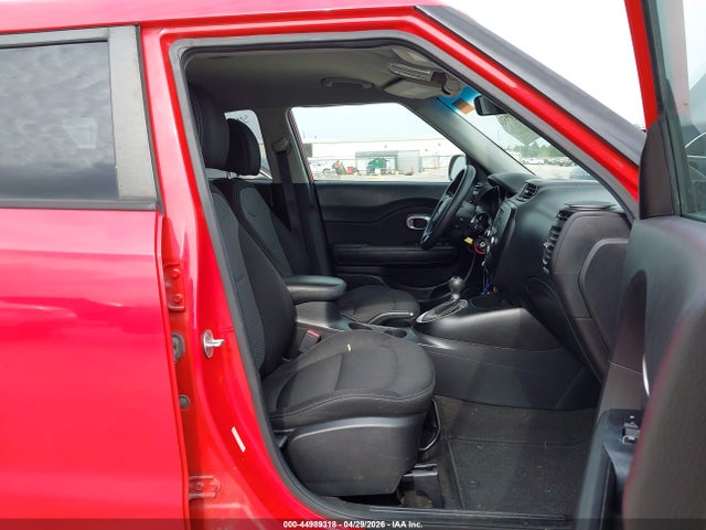 44989318 :رقم المزاد ، KNDJP3A57H7417548 vin ، 2017 Kia Soul + مزاد بيع