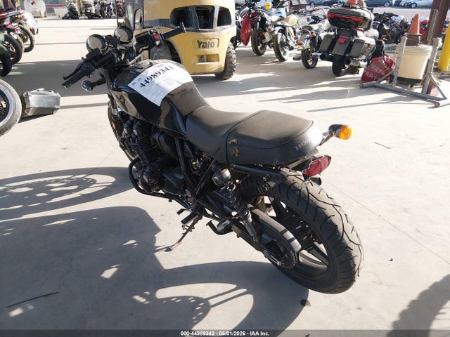 Honda CB1100 2014 JH2SC6519EK100797 Image 3