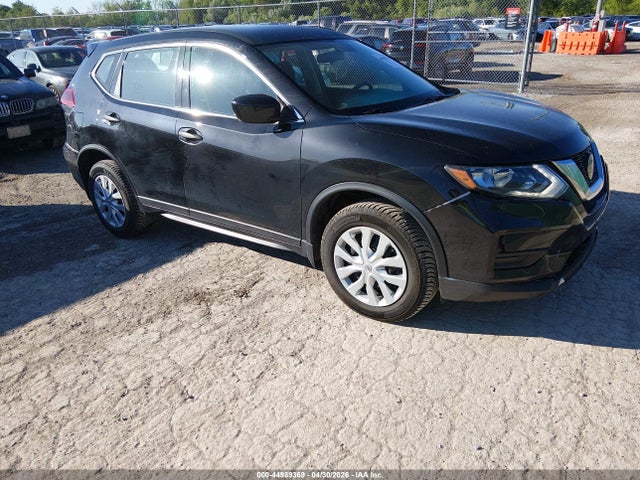 2018 Nissan Rogue S მანქანა იყიდება აუქციონზე, vin: 5N1AT2MV0JC720004, აუქციონის ნომერი: 44989369