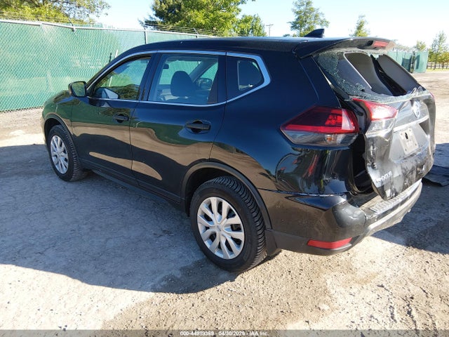2018 Nissan Rogue S მანქანა იყიდება აუქციონზე, vin: 5N1AT2MV0JC720004, აუქციონის ნომერი: 44989369