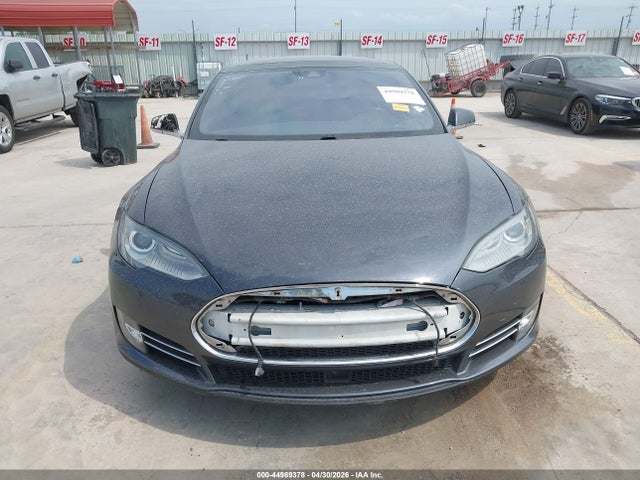 Tesla Model S 70d/85d/p85d 2015 5YJSA1E2XFF101949 Image 13