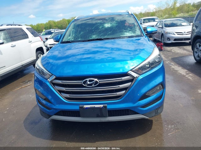 44989398 :رقم المزاد ، KM8J3CA23JU638374 vin ، 2018 Hyundai Tucson Limited مزاد بيع