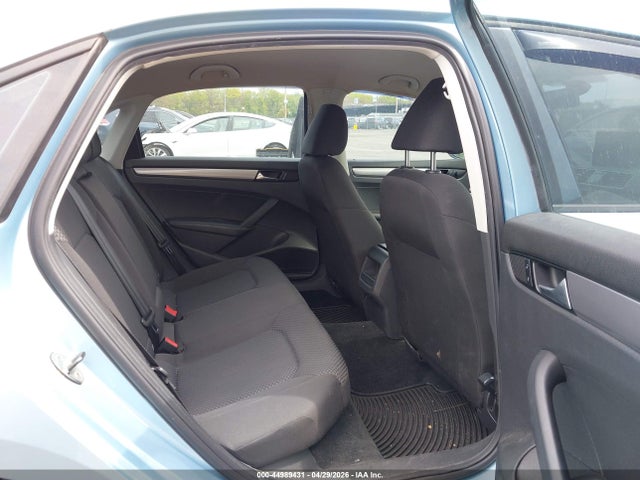 44989431 :رقم المزاد ، 1VWAP7A30CC091000 vin ، 2012 Volkswagen Passat 2.5l S مزاد بيع
