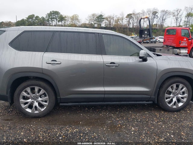 2026 Toyota Grand Highlander Hybrid Limited მანქანა იყიდება აუქციონზე, vin: 5TDACAB55TS083792, აუქციონის ნომერი: 44989436