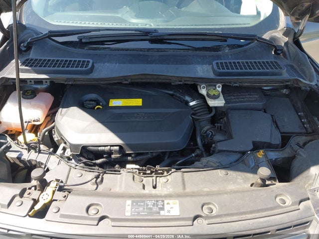 1FMCU9GXXFUB95868 Ford ESCAPE SE