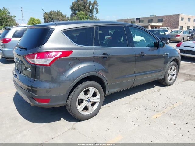 1FMCU9GXXFUB95868 Ford ESCAPE SE