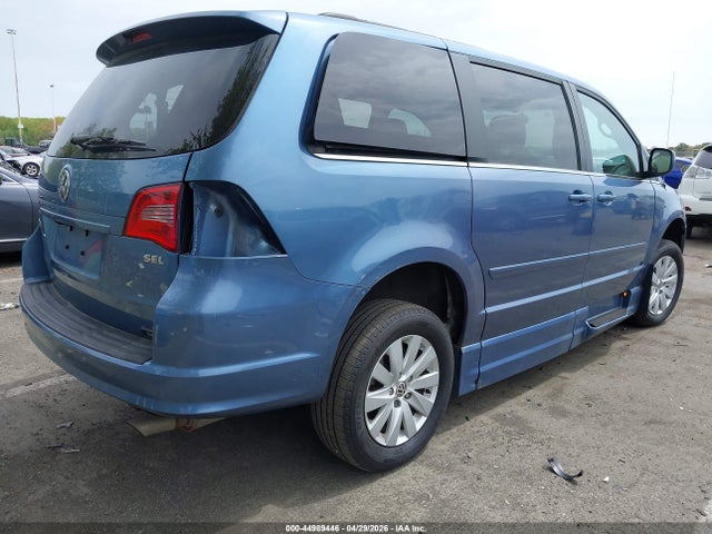 44989446 :رقم المزاد ، 2C4RVACG9CR120400 vin ، 2012 Volkswagen Routan Sel مزاد بيع