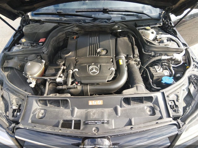 Продаж на аукціоні авто 2015 Mercedes-benz C 250, vin: WDDGJ4HB0FG367284, номер лоту: 44989458