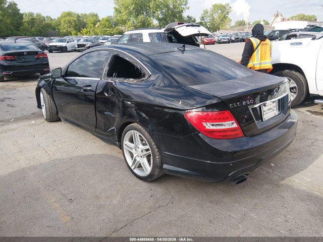 Продаж на аукціоні авто 2015 Mercedes-benz C 250, vin: WDDGJ4HB0FG367284, номер лоту: 44989458
