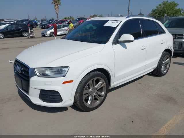WA1JCCFS3HR003983 Audi Q3 2.0t Premium