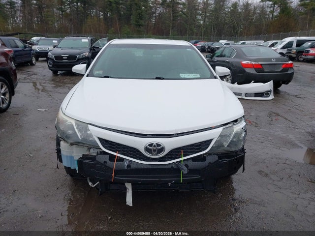 4T1BF1FK3EU397625 Toyota CAMRY SE