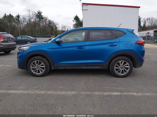 44989490 :رقم المزاد ، KM8J2CA42JU776461 vin ، 2018 Hyundai Tucson Se مزاد بيع