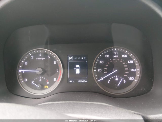 44989490 :رقم المزاد ، KM8J2CA42JU776461 vin ، 2018 Hyundai Tucson Se مزاد بيع