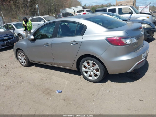 2011 Mazda Mazda3 I Sport მანქანა იყიდება აუქციონზე, vin: JM1BL1UG5B1359130, აუქციონის ნომერი: 44989542
