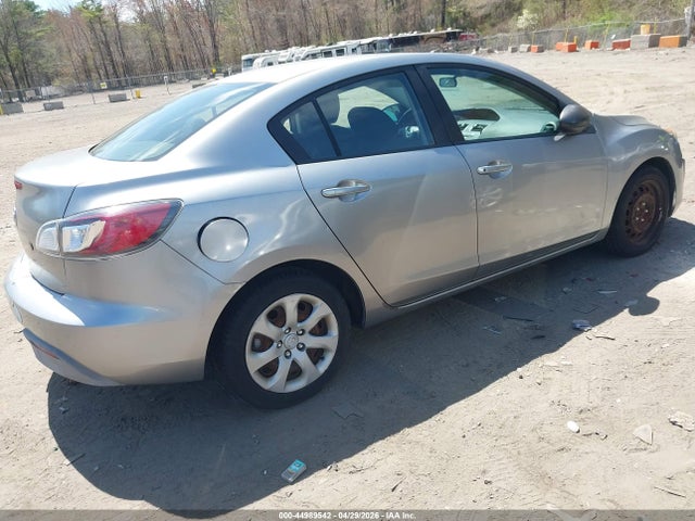 2011 Mazda Mazda3 I Sport მანქანა იყიდება აუქციონზე, vin: JM1BL1UG5B1359130, აუქციონის ნომერი: 44989542