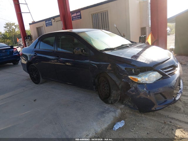 Продаж на аукціоні авто 2013 Toyota Corolla Le, vin: 2T1BU4EE8DC118642, номер лоту: 44989563