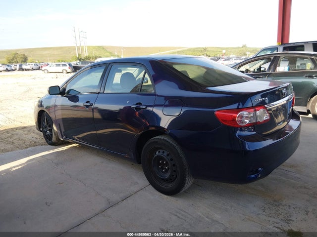Продаж на аукціоні авто 2013 Toyota Corolla Le, vin: 2T1BU4EE8DC118642, номер лоту: 44989563