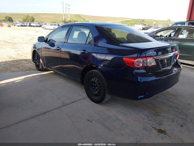 Продаж на аукціоні авто 2013 Toyota Corolla Le, vin: 2T1BU4EE8DC118642, номер лоту: 44989563