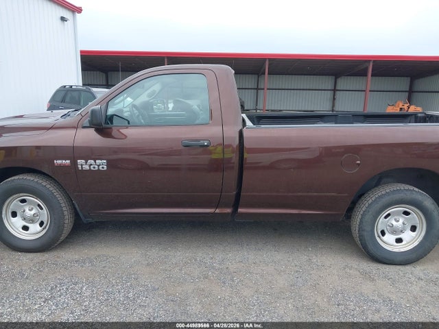 44989566 :رقم المزاد ، 3C6JR6DT6FG675364 vin ، 2015 Ram 1500 Tradesman مزاد بيع