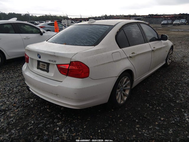 44989567 :رقم المزاد ، WBAPH7G50BNM58545 vin ، 2011 Bmw 328i مزاد بيع