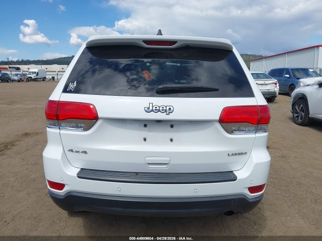 1C4RJFAG4JC207266 Jeep Grand Cherokee Laredo 4x4