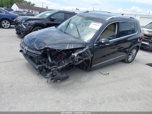 2012 Volkswagen Tiguan Se მანქანა იყიდება აუქციონზე, vin: WVGAV7AX2CW581394, აუქციონის ნომერი: 44989630
