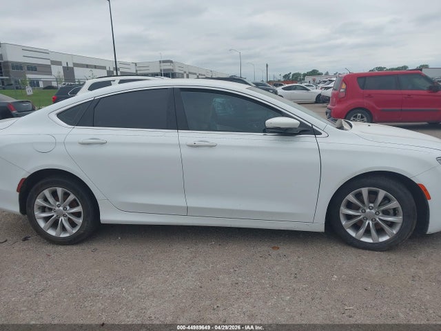 44989649 :رقم المزاد ، 1C3CCCCB1GN119289 vin ، 2016 Chrysler 200 C مزاد بيع