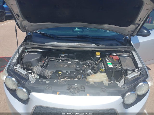 1G1JG6SB8E4103659 Chevrolet Sonic Rs Auto