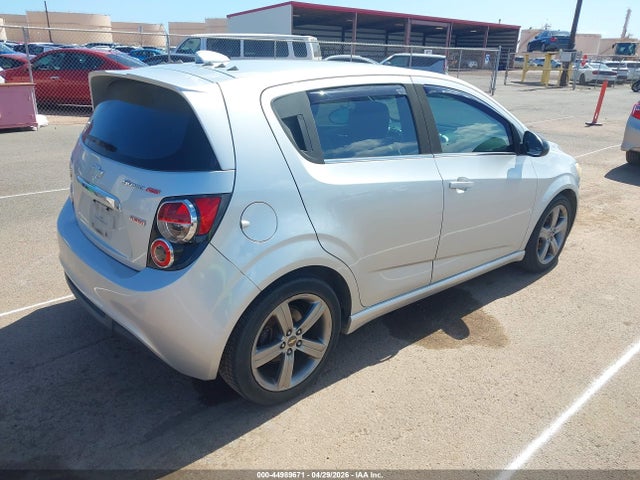 1G1JG6SB8E4103659 Chevrolet Sonic Rs Auto
