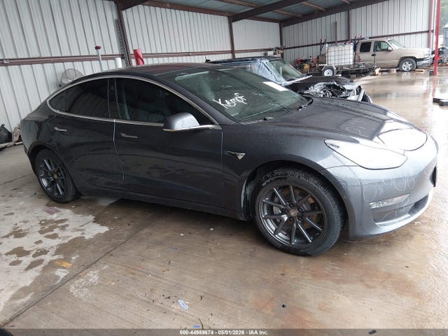 Продажа на аукционе авто 2018 Tesla Model 3 Long Range/mid Range, vin: 5YJ3E1EA4JF036962, номер лота: 44989674