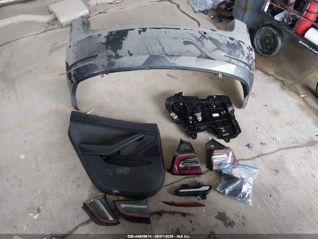Продажа на аукционе авто 2018 Tesla Model 3 Long Range/mid Range, vin: 5YJ3E1EA4JF036962, номер лота: 44989674