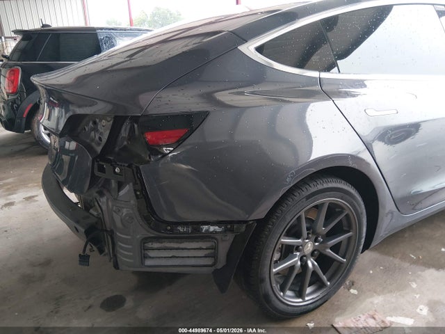 Продажа на аукционе авто 2018 Tesla Model 3 Long Range/mid Range, vin: 5YJ3E1EA4JF036962, номер лота: 44989674
