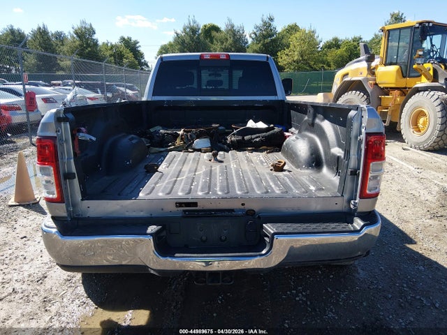 44989675 :رقم المزاد ، 3C63RRGLXMG667237 vin ، 2021 Ram 3500 Tradesman  4x4 8' Box مزاد بيع