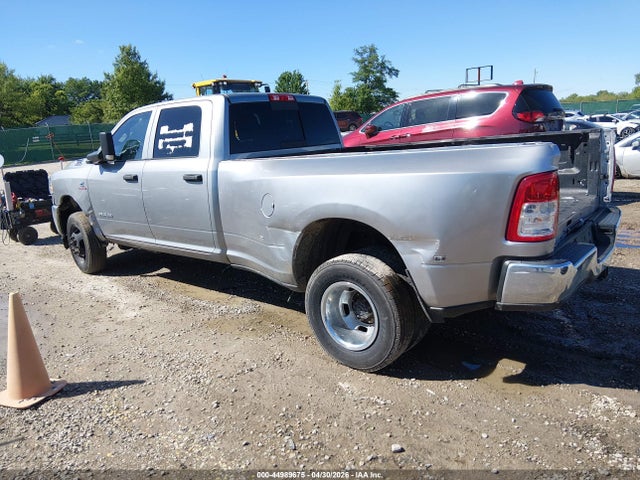 44989675 :رقم المزاد ، 3C63RRGLXMG667237 vin ، 2021 Ram 3500 Tradesman  4x4 8' Box مزاد بيع