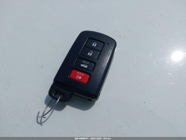 4T1BD1FK9GU181481 Toyota Camry Hybrid Se