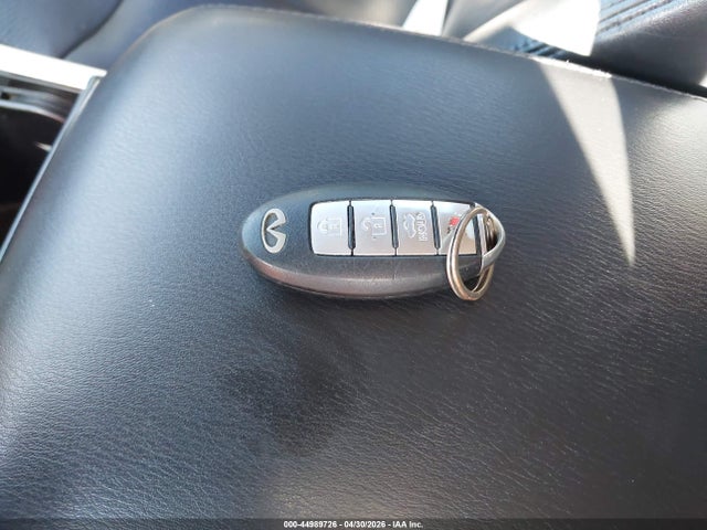 2015 Infiniti Q70l 3.7 მანქანა იყიდება აუქციონზე, vin: JN1BY1PP8FM600537, აუქციონის ნომერი: 44989726