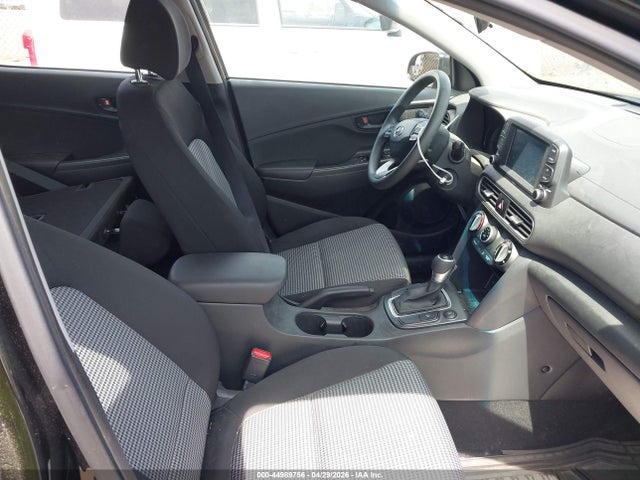 44989756 :رقم المزاد ، KM8K1CAA2KU338991 vin ، 2019 Hyundai Kona Se مزاد بيع