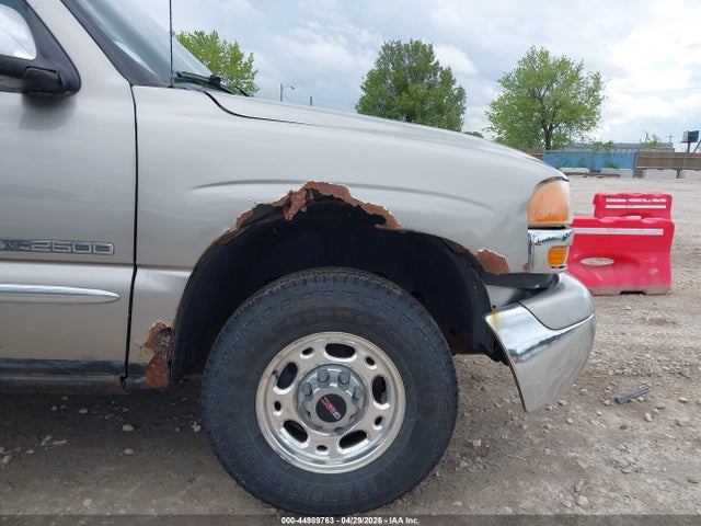 Aukcja sprzedaży 2000 Gmc Sierra 2500 Sle, vin: 1GTGC24U8YZ301671, numer aukcji: 44989763