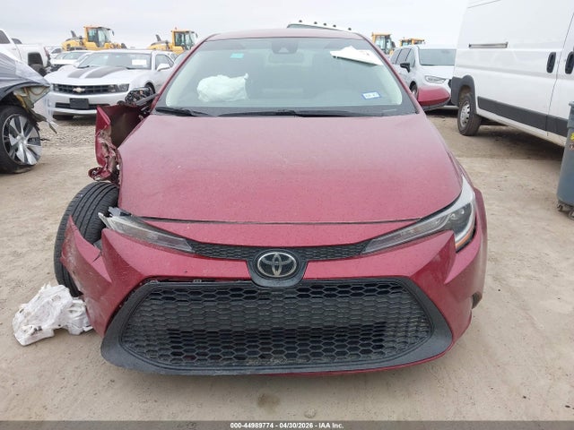 44989774 :رقم المزاد ، 5YFEPMAEXNP320331 vin ، 2022 Toyota Corolla Le مزاد بيع
