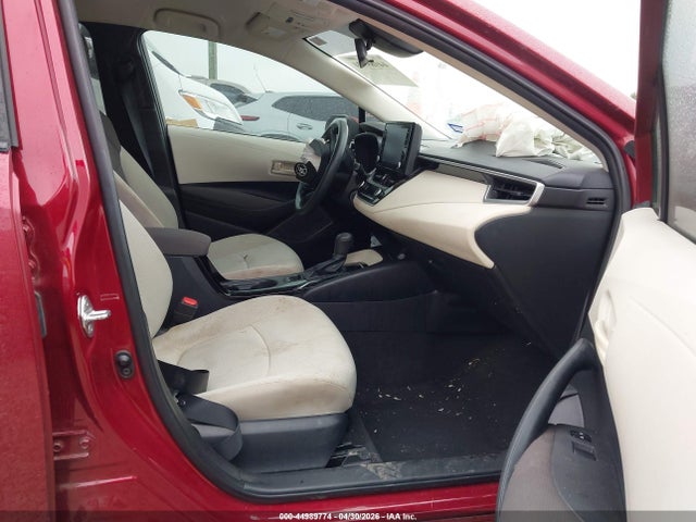 44989774 :رقم المزاد ، 5YFEPMAEXNP320331 vin ، 2022 Toyota Corolla Le مزاد بيع
