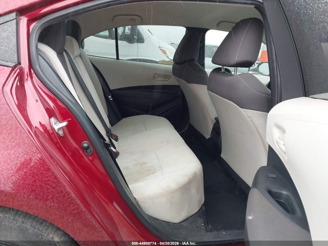 44989774 :رقم المزاد ، 5YFEPMAEXNP320331 vin ، 2022 Toyota Corolla Le مزاد بيع