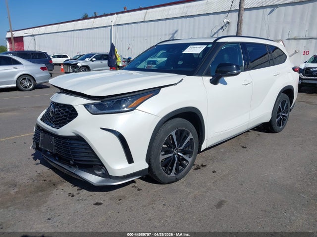 44989797 :رقم المزاد ، 5TDJZRBH0MS121101 vin ، 2021 Toyota Highlander Xse مزاد بيع