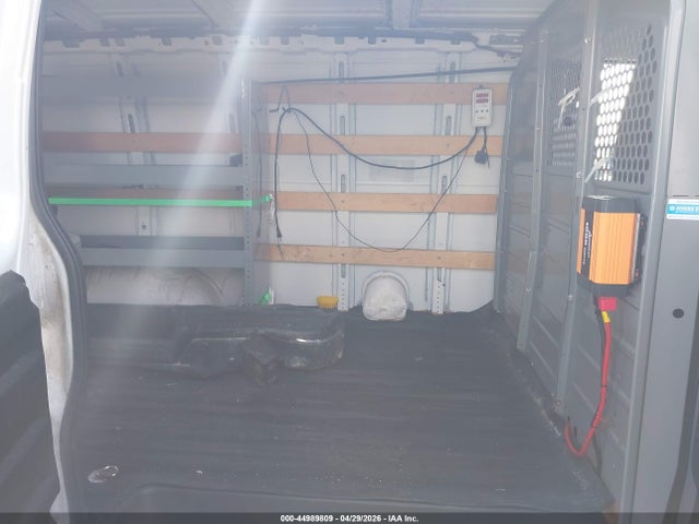 44989809 :رقم المزاد ، 1GTW7AFF6G1903409 vin ، 2016 Gmc Savana 2500 Work Van مزاد بيع
